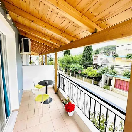 Simadhes Guest house Himare